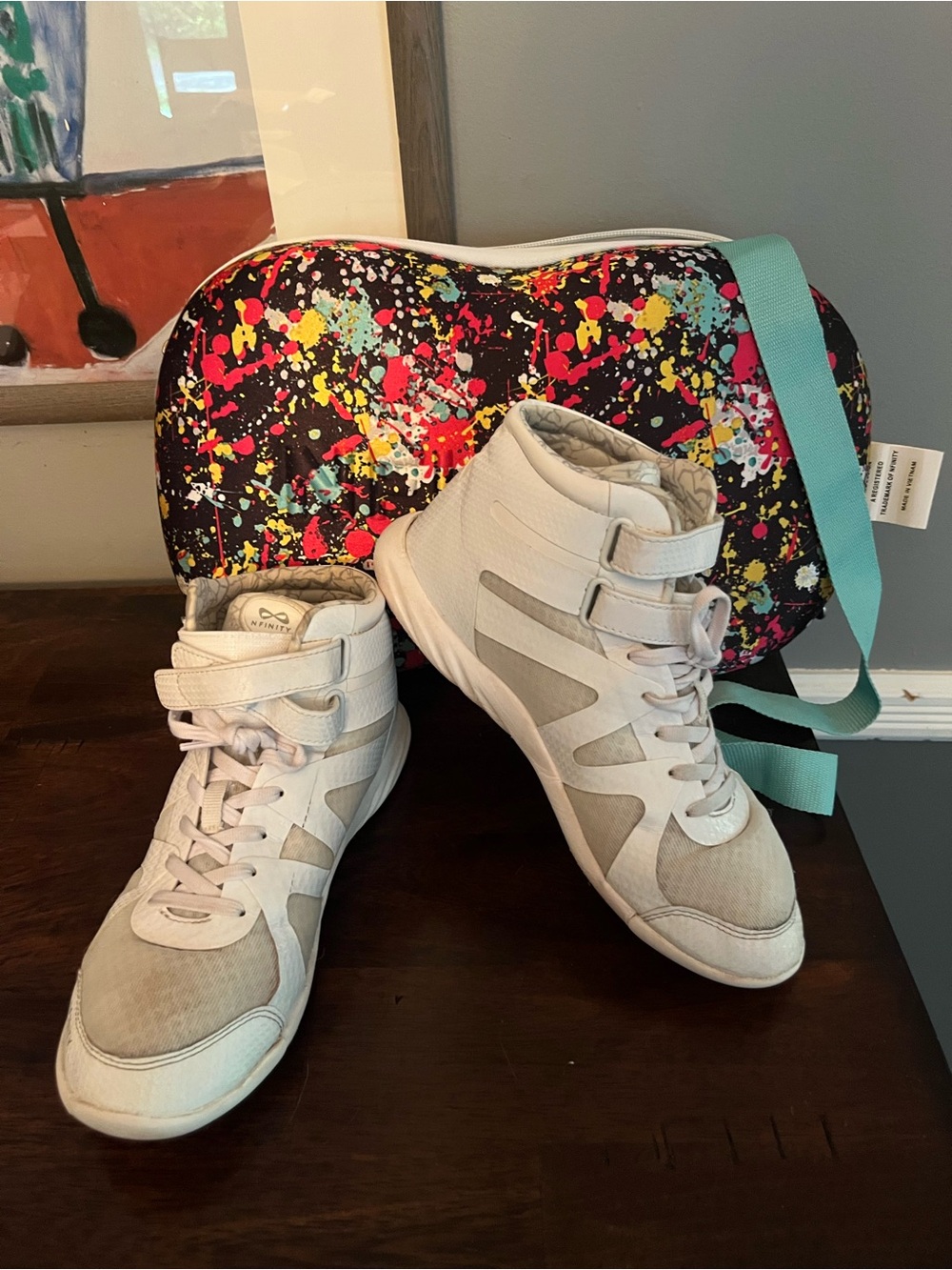Nfinity Beast Mid Top Cheer Shoes With Graffiti Case Size 8